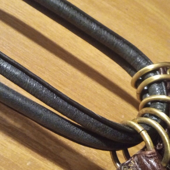 Trina Turk Absolute Luxury Leather Side Zip Handbag Gorgeous Unique - Picture 5 of 12